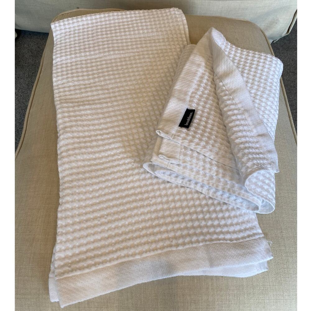 Brooklinen Dreamweave White Waffle Bath Towels 100% Turkish Cotton Set of 2 New